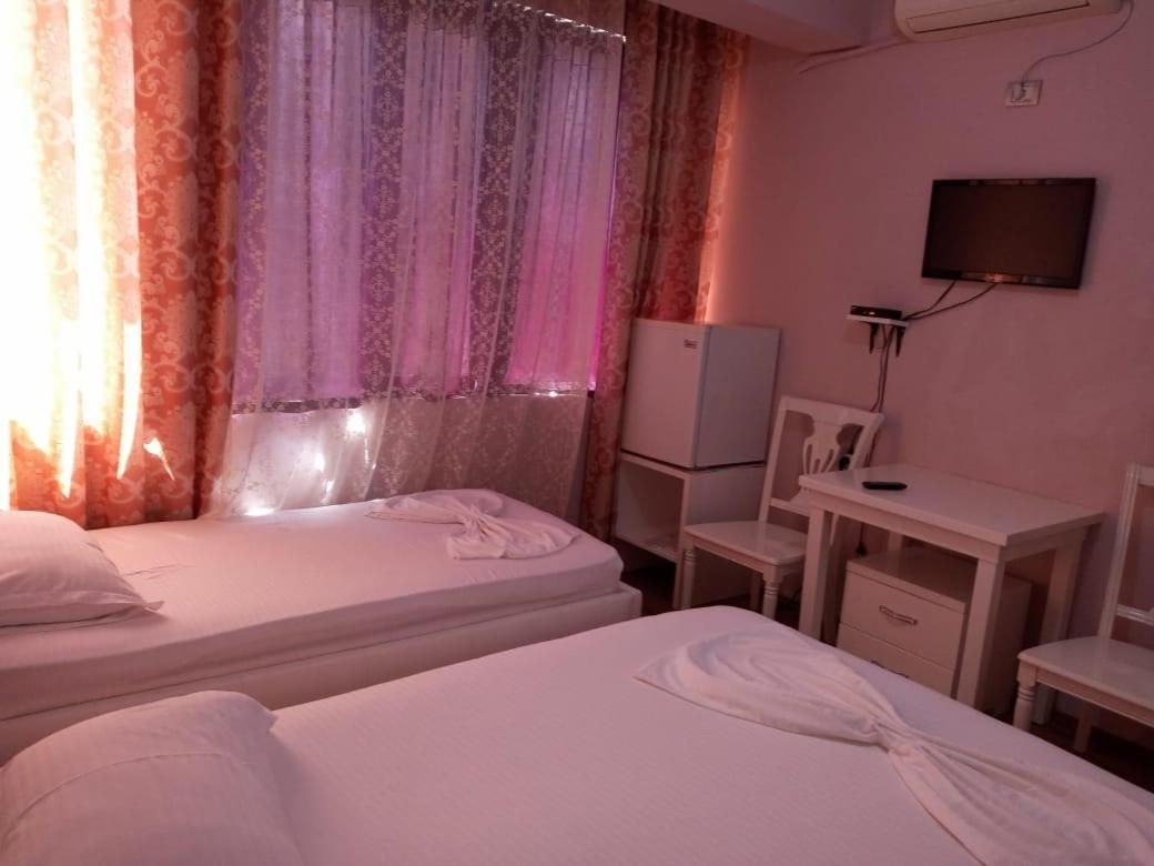 British Hotel Химар Екстериор снимка