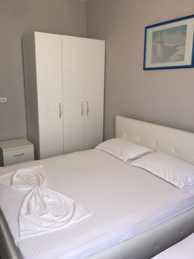 British Hotel Химар Екстериор снимка