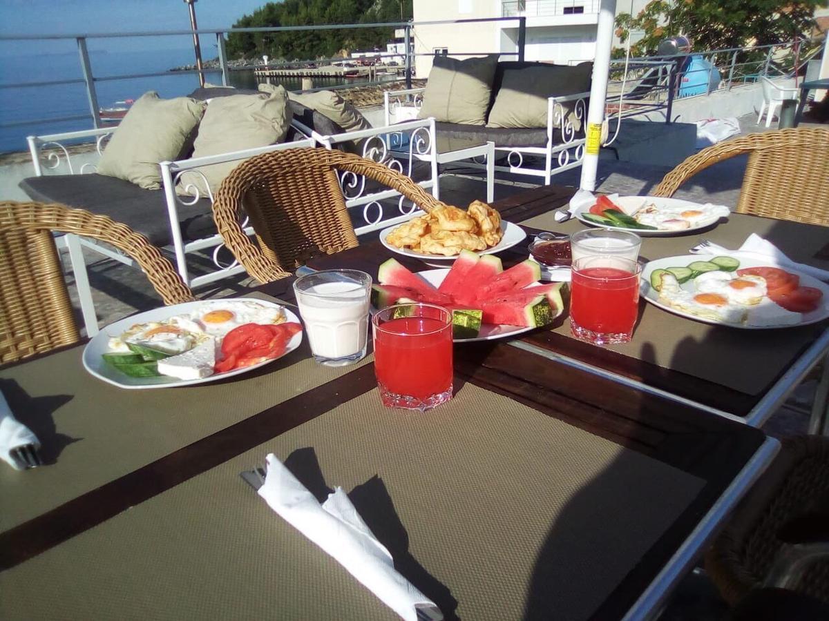 British Hotel Химар Екстериор снимка
